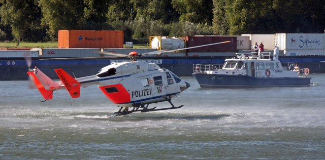 Wasserrettung - abgesichert durch die Wasserschutzpolizei